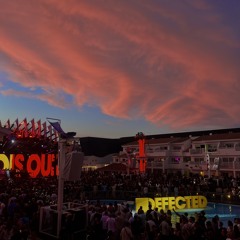 play that funky music 🎷💃🏻