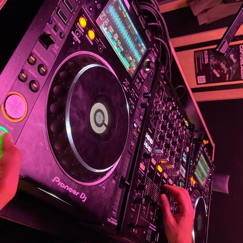 Stream Electro 22 Dj set recorded at Pirate Studios London 30/07/22 by