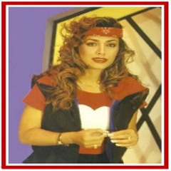 Soozan Roshan - Chatrha Ra Bayad Bast | سوزان روشن - چترها را باید بست