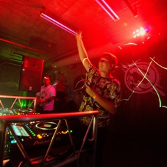 Defect @ SFQ pres. NYE 2022 /w Radium & Hellfish