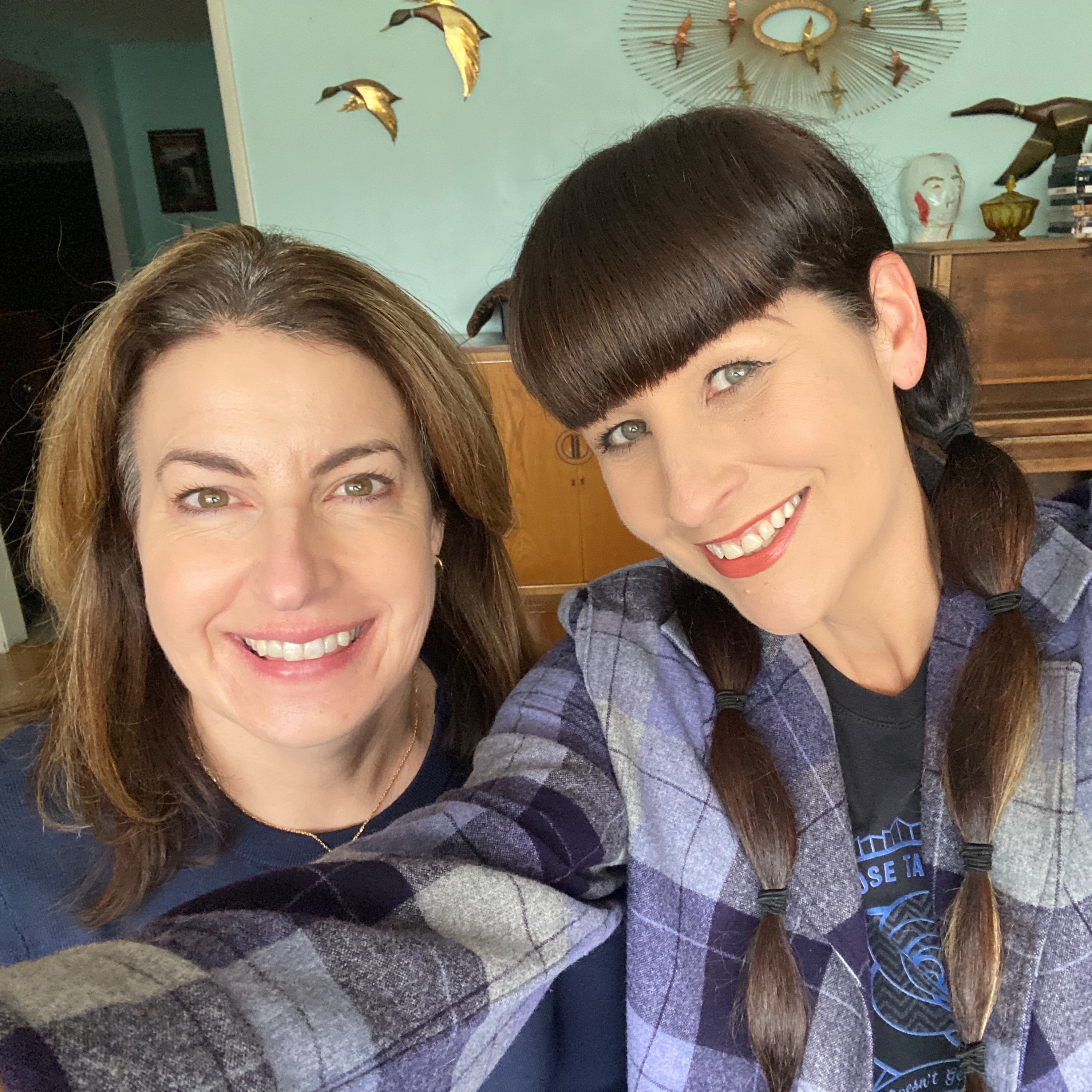 cover of episode Crooked Cheeks