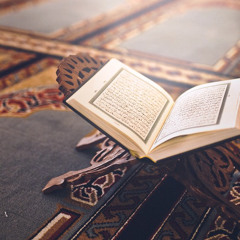 سورة الحاقة  للقارئ هزاع البلوشي