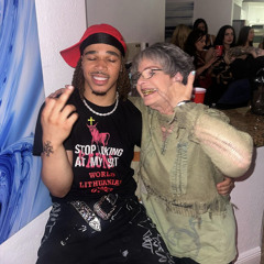plaqueboymax - peace sign (graphic!) (4/20 stream)