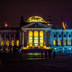 отрыл тут недавно (В темноту)