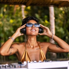 Deep House/House - Sushi Wave Restaurant- Costa Rica