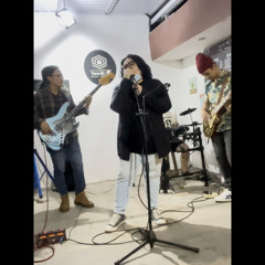 Krisna New Spectrum ft Ale - (Putria Cover) Cinta Dalam Kesedihan