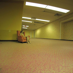 Deep lost rOom