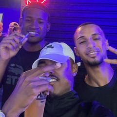 ENCOSTA NA PAREDE  PUXO O SEU CABELO [ [ DJ JAVA22 ] ] remix