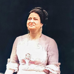 و تلاقينا لقاء الغُرباء.