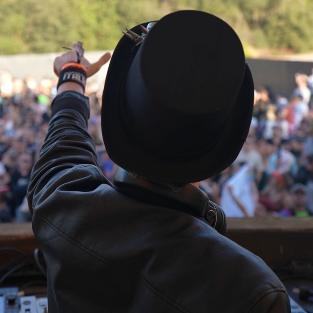 Stream Lekkerfaces - Johnny WTF (Mashup)[FREE DL] by Lekkerfaces | Listen  online for free on SoundCloud