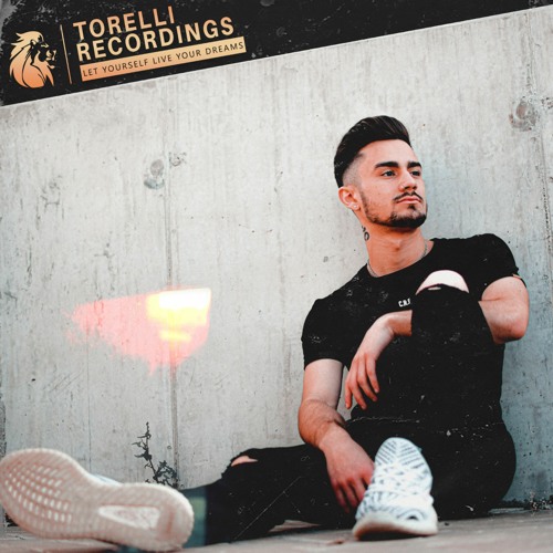 Santiago Torelli - Strength (Original Mix) [TORELLI RECORDINGS]