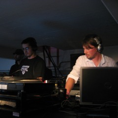 HardtraX vs. Jackhamma LIVE - Distortion Day Live-PA (6.11.2009)