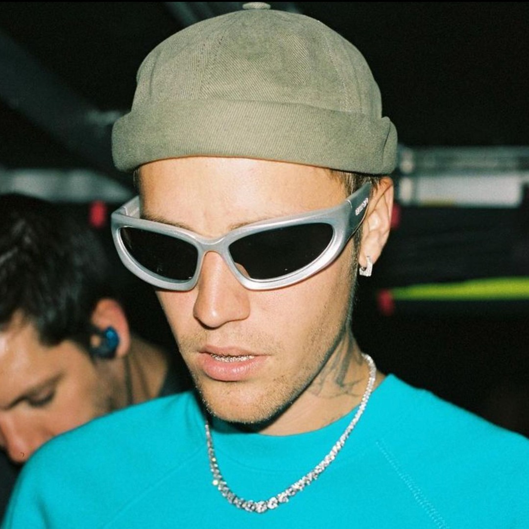 Stream bitskii | Listen to Related tracks: Justin Bieber - Love ...