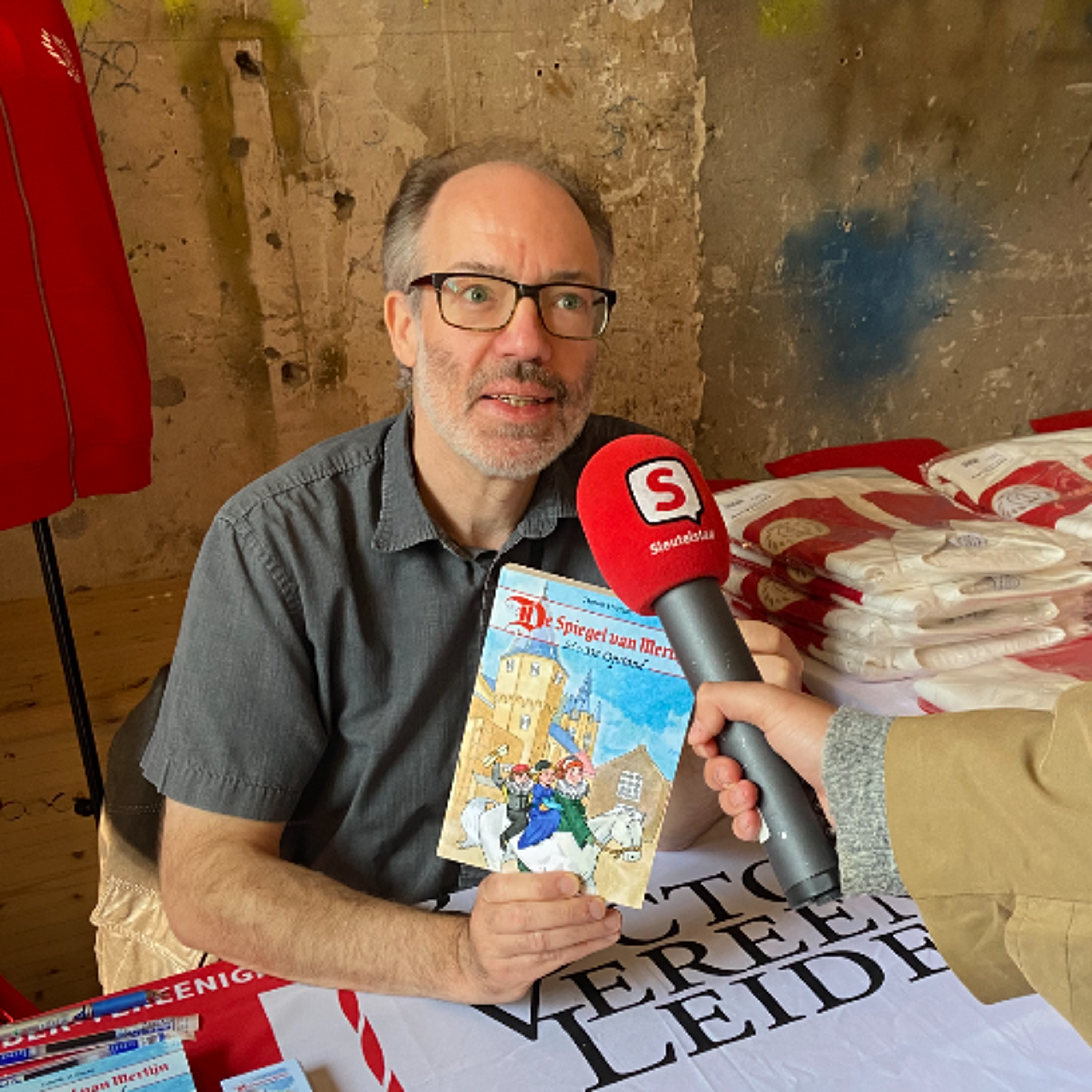 2025-09-24 Schrijver Dennis Herman over zijn boek De Opstand episode artwork
