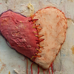 Breaking Trauma Bonds: Somatic Meditation for Healing Addictive Love Patterns | Blissful Evolution with Abi Beri