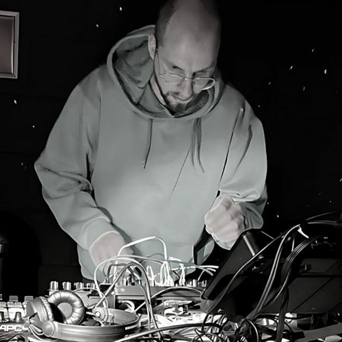 Dungeon Signals Podcast 331 - Michal Basar Live