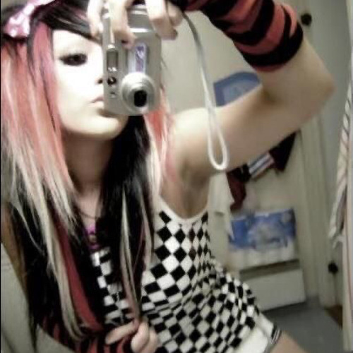 emo zombee princess 2006