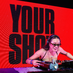 Not 100% sure what this is but its for the girlies & the boys can fuck with it too