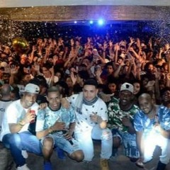 MEGA VUK VUK BAILE NO MORRO (( DJ TIAGO SUCESSO E DJ GALO ))