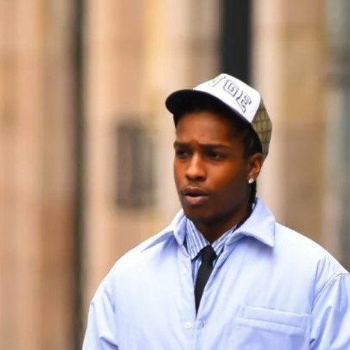 A$AP Rocky (feat. Smooky MarGielaa) - Mamacita