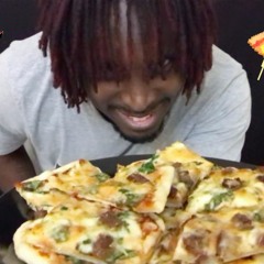 🍕 HOMEMADE PIZZA 🍕 MUKBANG!!! - Wav