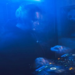 Elliphant - Revolusion (NOES Flip)