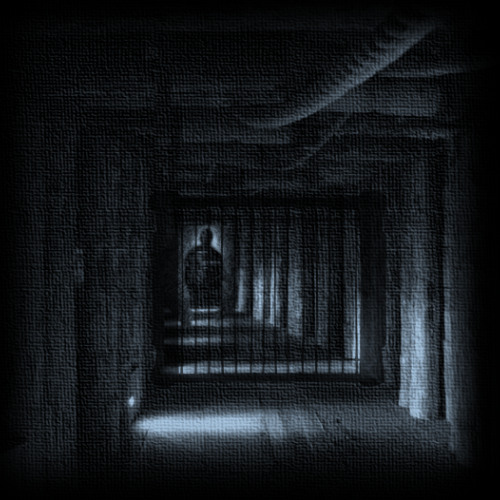 LET ME OUT - T7 R4