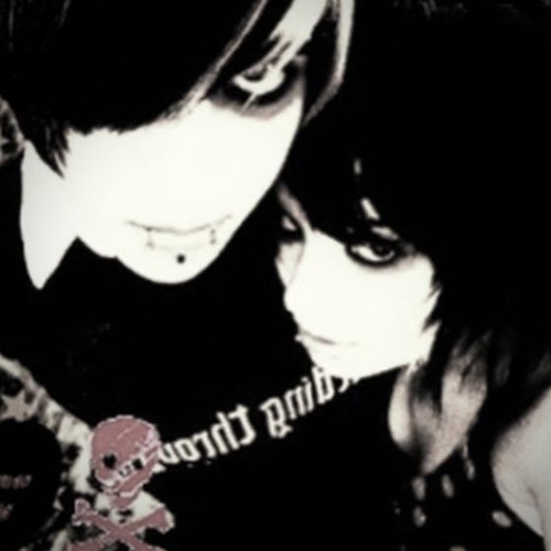 Stream +emoslut666 emo zombie girl by voidvoice717 | Listen online