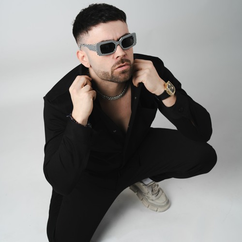 Dennis Uko - La Falda X Finder (Afro house Mashup)