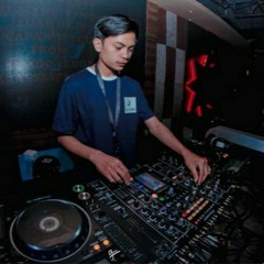 DJ FADLY RIANDA 20 NOV 2022 BROTHER'S CLUB (LOCAL HEROES).mp3