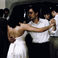 من يدّعي أن الحياة جميله دون النساء فإنه يتوهم