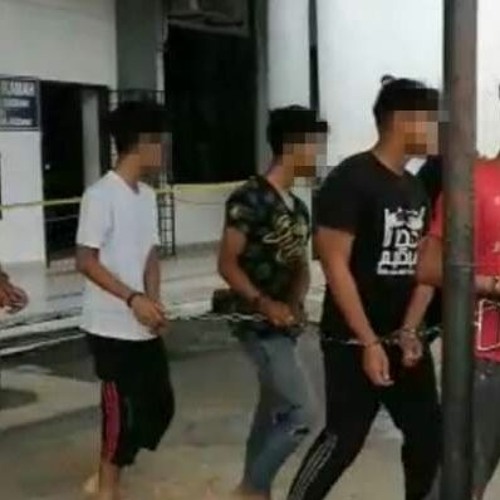 Stream Budak Sekolah Kena Raba Dalam Ke by Godiankurcant | Listen