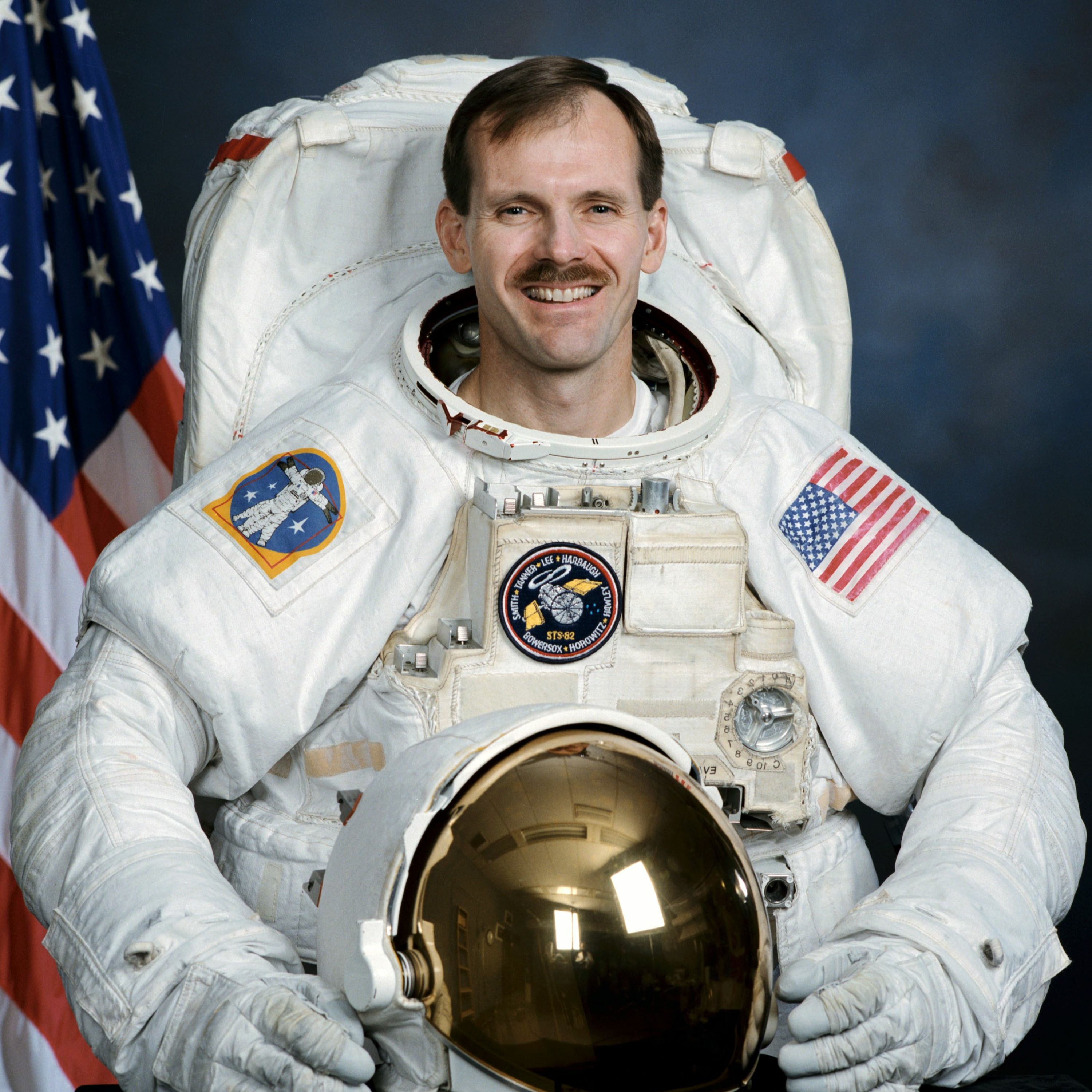Astronaut Steve Smith on Breaking it Down with Frank MacKay - Zero Gravity The Documentary