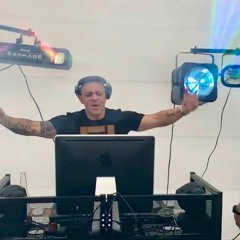 Dj Entertainment2u - The Brave Dance floor (Sample).mp3 COMING SOON!!!