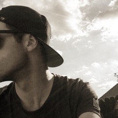 Clacson Back On Music (House)