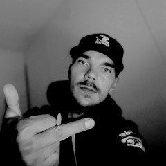 UmpikujaK -  Vitut Kaikesta