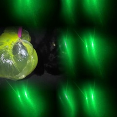 他们从不抬头看月亮因为已经伤到他们致命的颈椎 prod.杰克羊