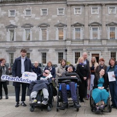 Teach an Saol - Odhrán Ó hUallacháin