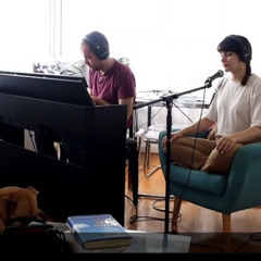 B Fachada - Só Te Falta Seres Mulher