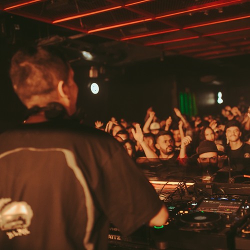 Fran Bortolossi Live @ 5uinto - Brasilia. June 2023