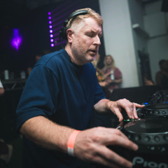 DIS 14th Birthday @ 93 Feet East - Room 2: Jimpster, Atjazz, Sy Sez, DJ Dubois