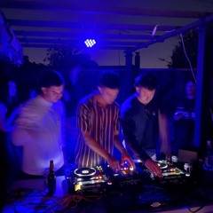 where's the dance floor?: 2