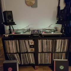 Maxon - Short Vinyl WarmUp/Closing