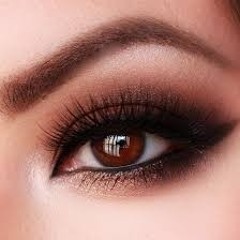كلام عينيه فى الغرام احلى م الأغانى.m4a 😍