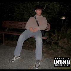 NEVER FOLDIN' (ft. Nueve Lio)