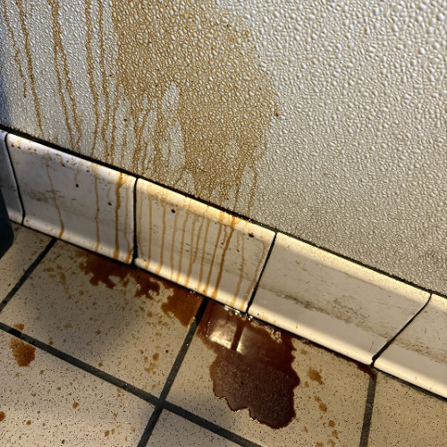 pen to the paper / bleeding