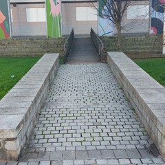 teknoa gau triste batean.mp3. (musika artificial creado en feisbook con un samsumg)electro