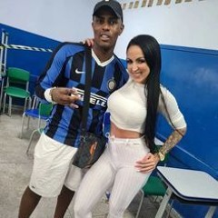 O QUE ACONTECE NO BARRACO - MC FAHAH E MC DHOM (DJ PAAK SP)