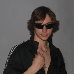 Floating in the Stars - A UKG Mix [IDs in DESC]