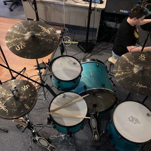 MEDIA 312 Drums Instructor reference Track